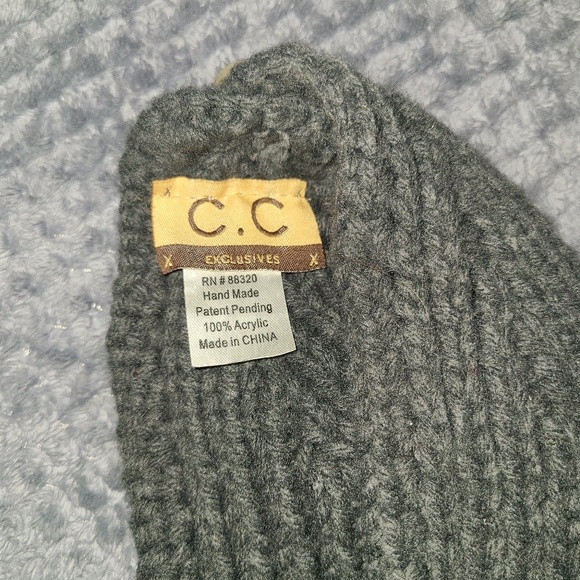 C.C. Winter Headband - Picture 2 of 2